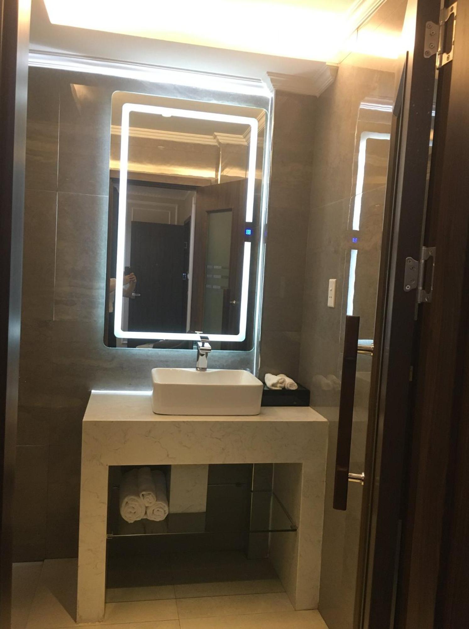 Holiday Hotel Hai Phong Exterior foto